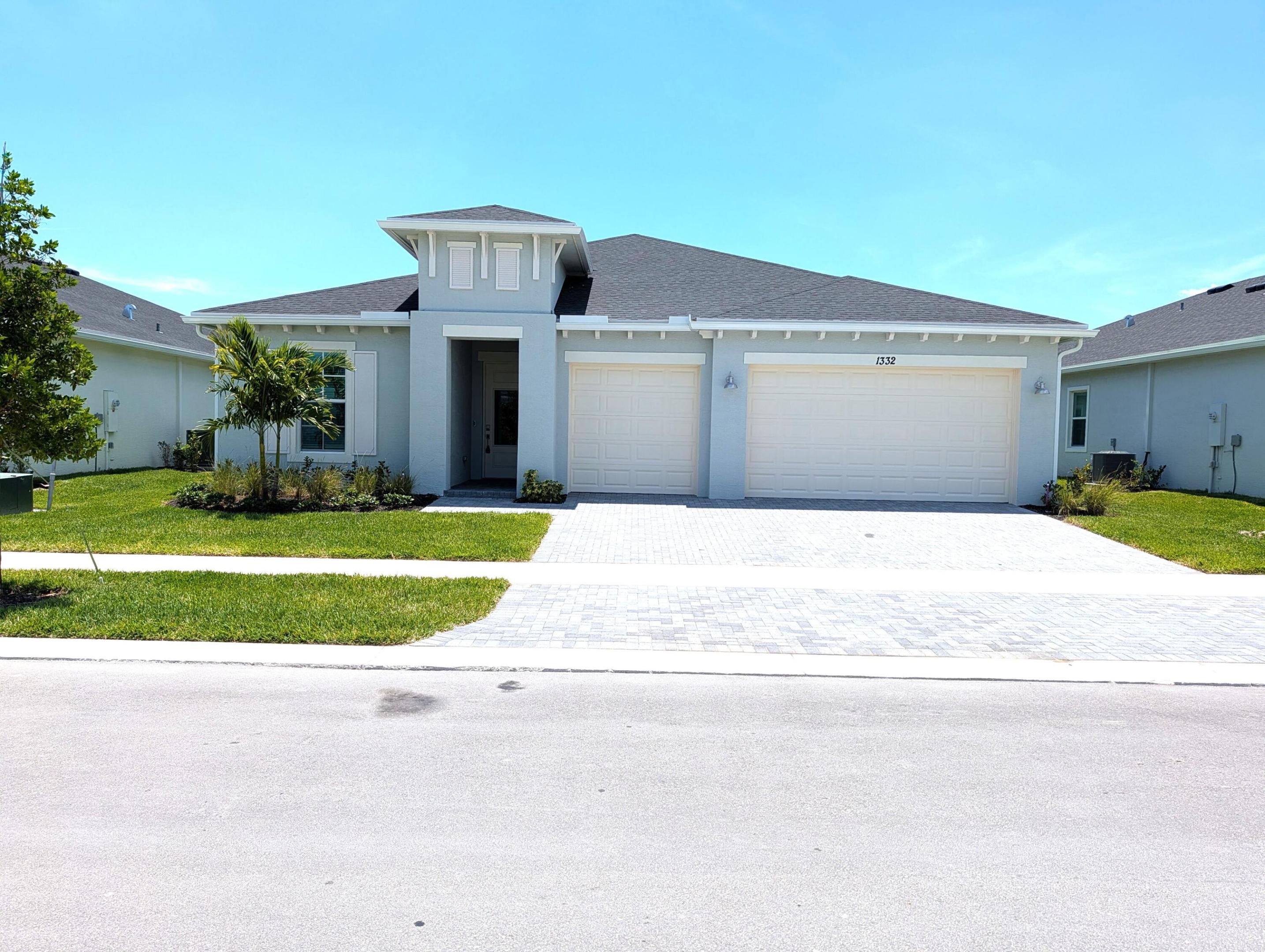 1332 SE Willow Oaks Street, Port St. Lucie, FL 34984, Port St Lucie