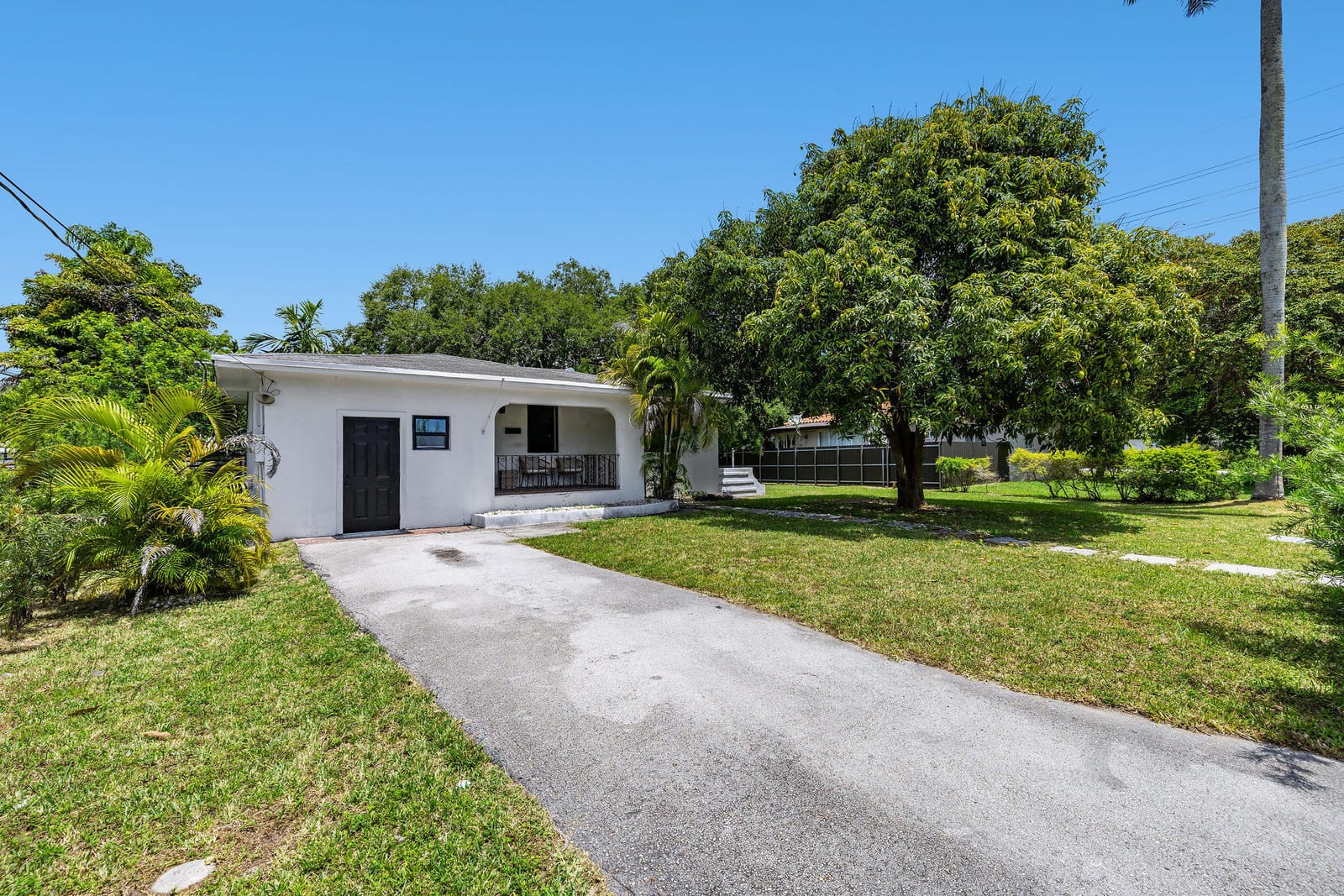 515 NW 88th Street, El Portal, FL 33150 photo 20
