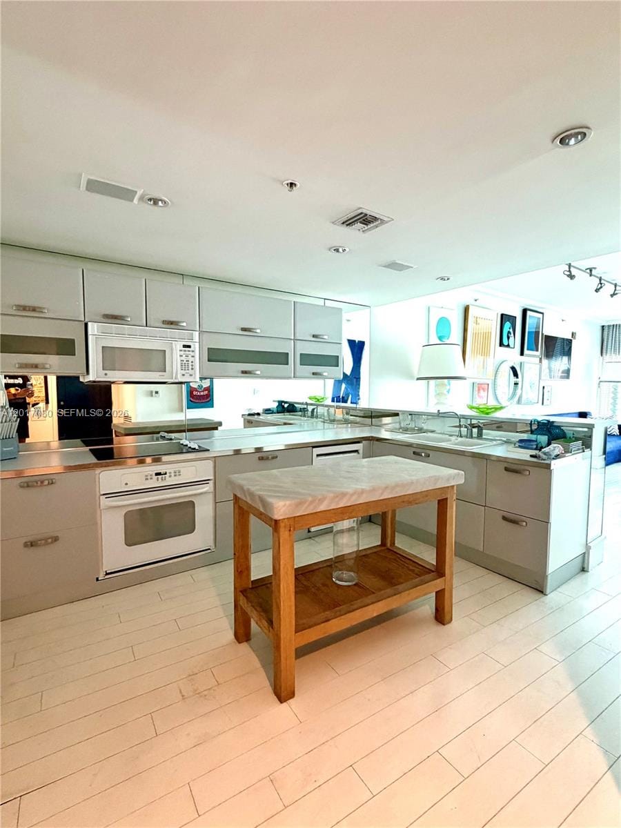 6580 Indian Creek Drive 207, Miami Beach, FL 33141 photo 4
