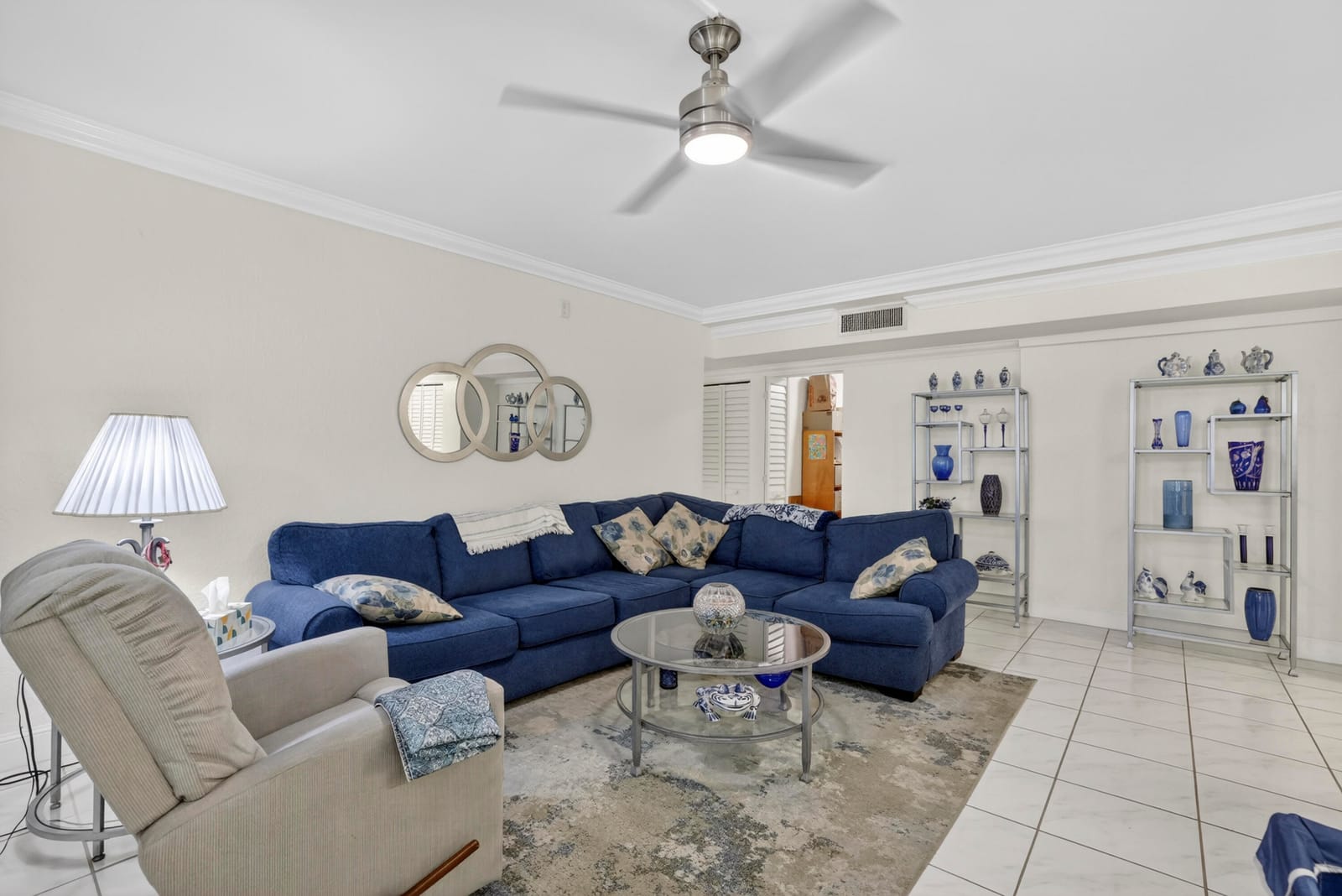 6328 W Longboat Ln Lane W 101 — photo 5