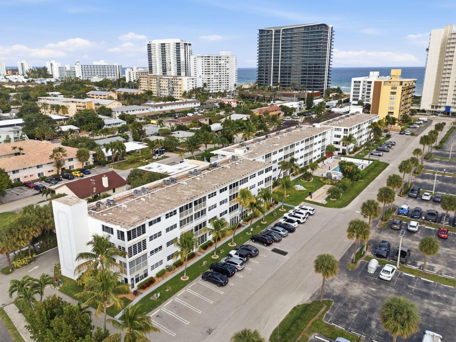 3221 NE 8th Street F305, Pompano Beach, FL 33062 photo 4