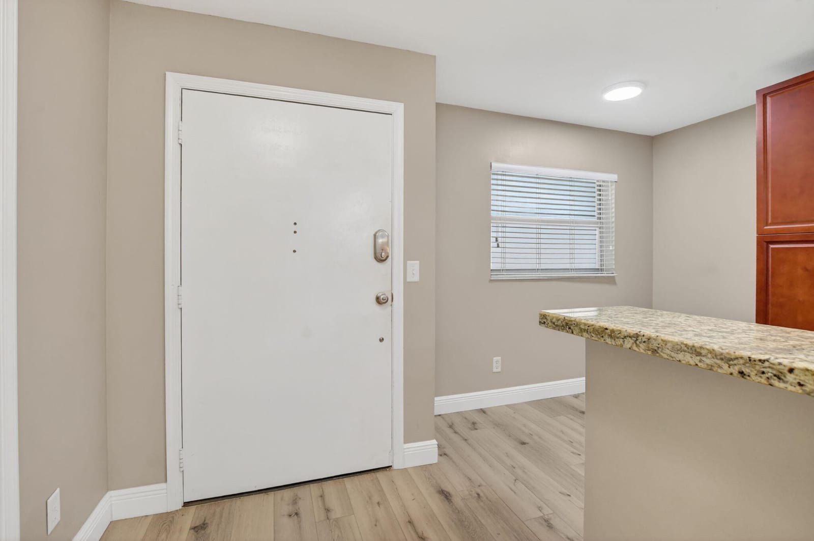 23305 N Barwood Ln Lane N 209 — photo 4