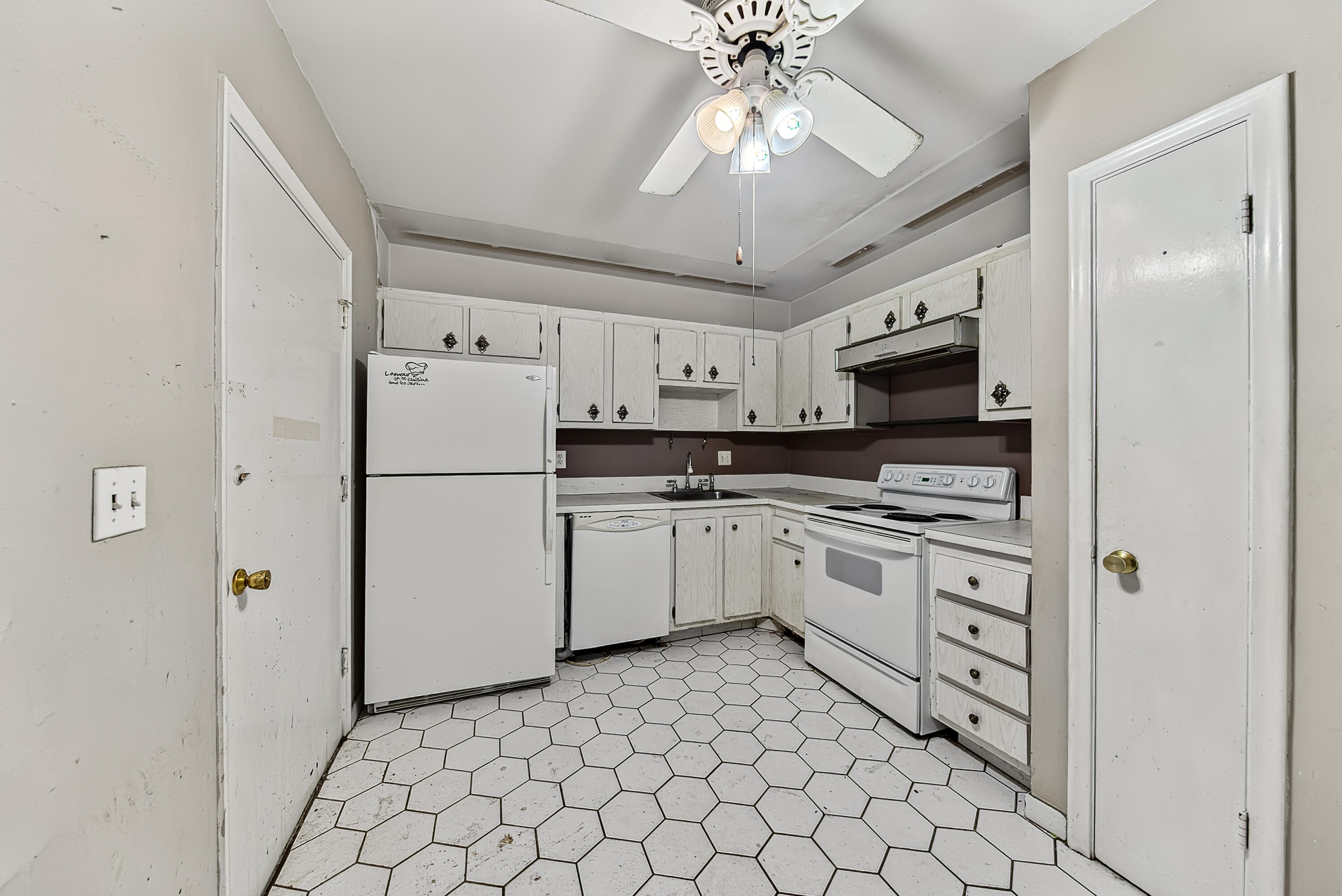 4770 NW 21st Street 412, Lauderhill, FL 33313, Lauderhill