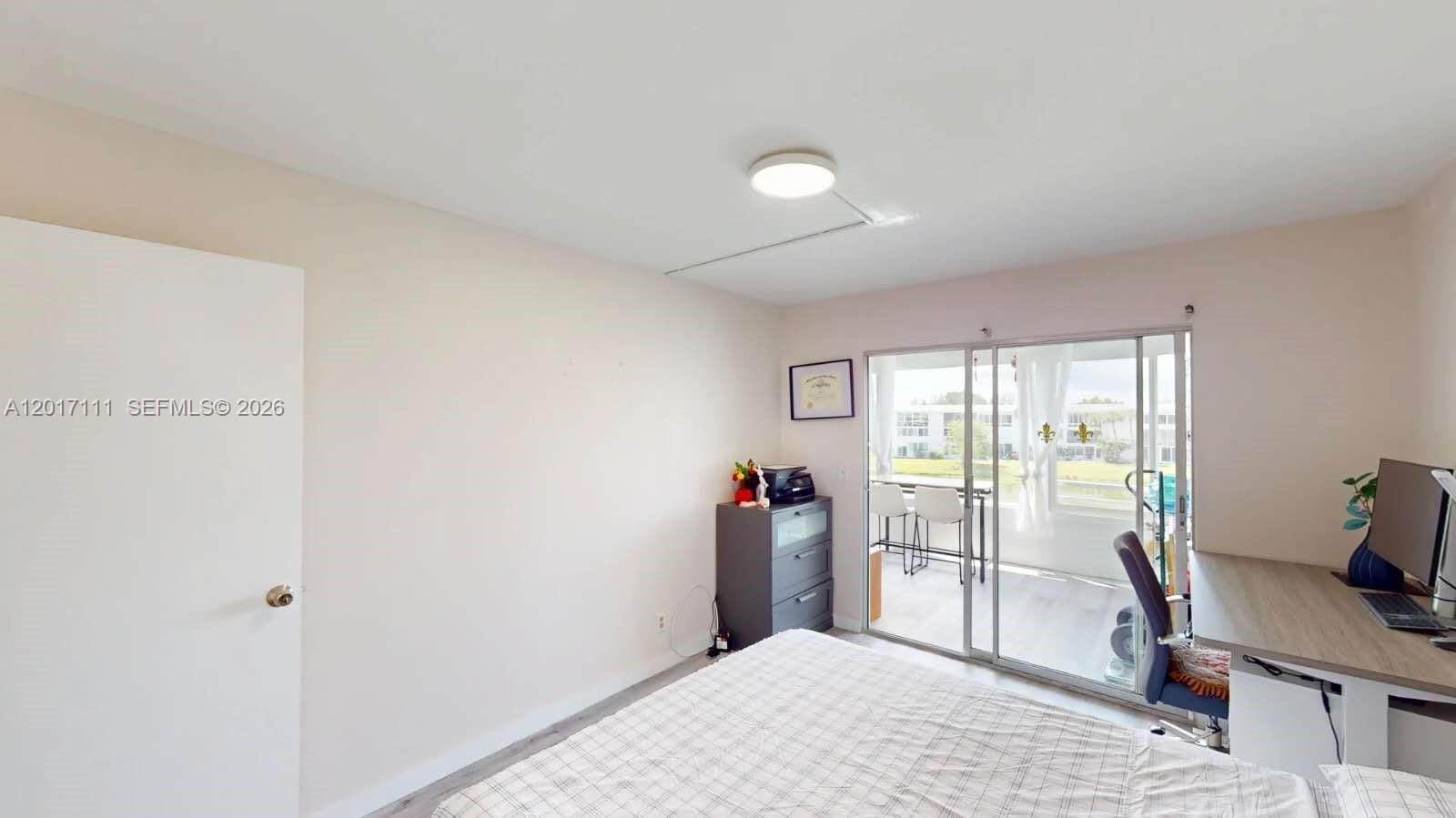 325 Wellington G G — photo 10