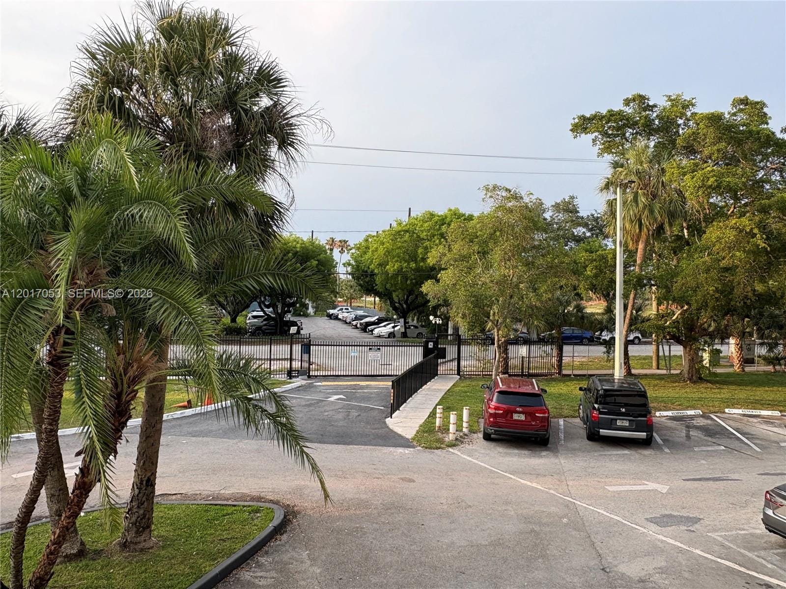 1770 NE 191st Street 2031, Miami, FL 33179 photo 27