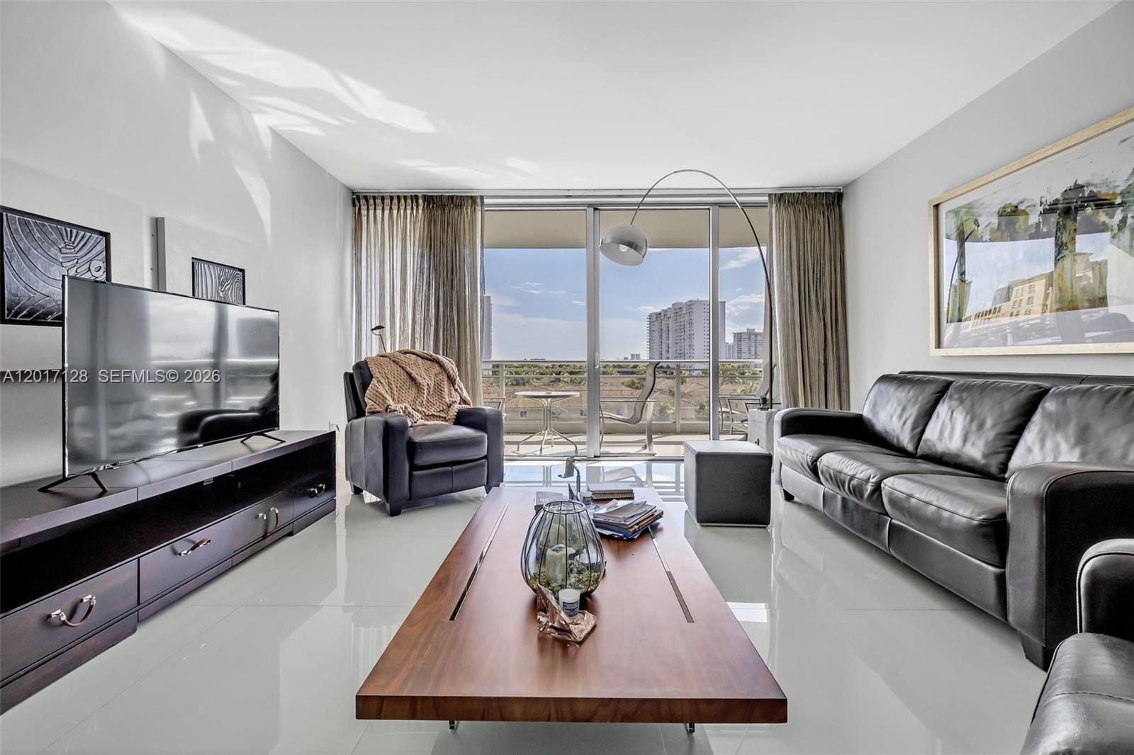 2950 NE 188th Street 403, Aventura, FL 33180, Aventura