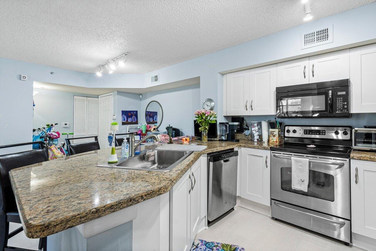 3111 Clint Moore Road 104 — photo 7