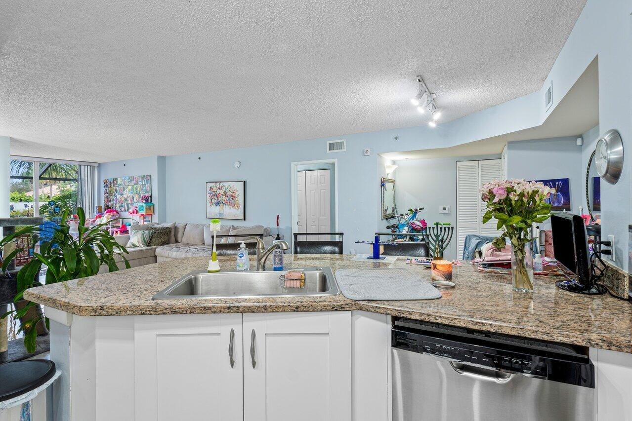 3111 Clint Moore Road 104 — photo 9