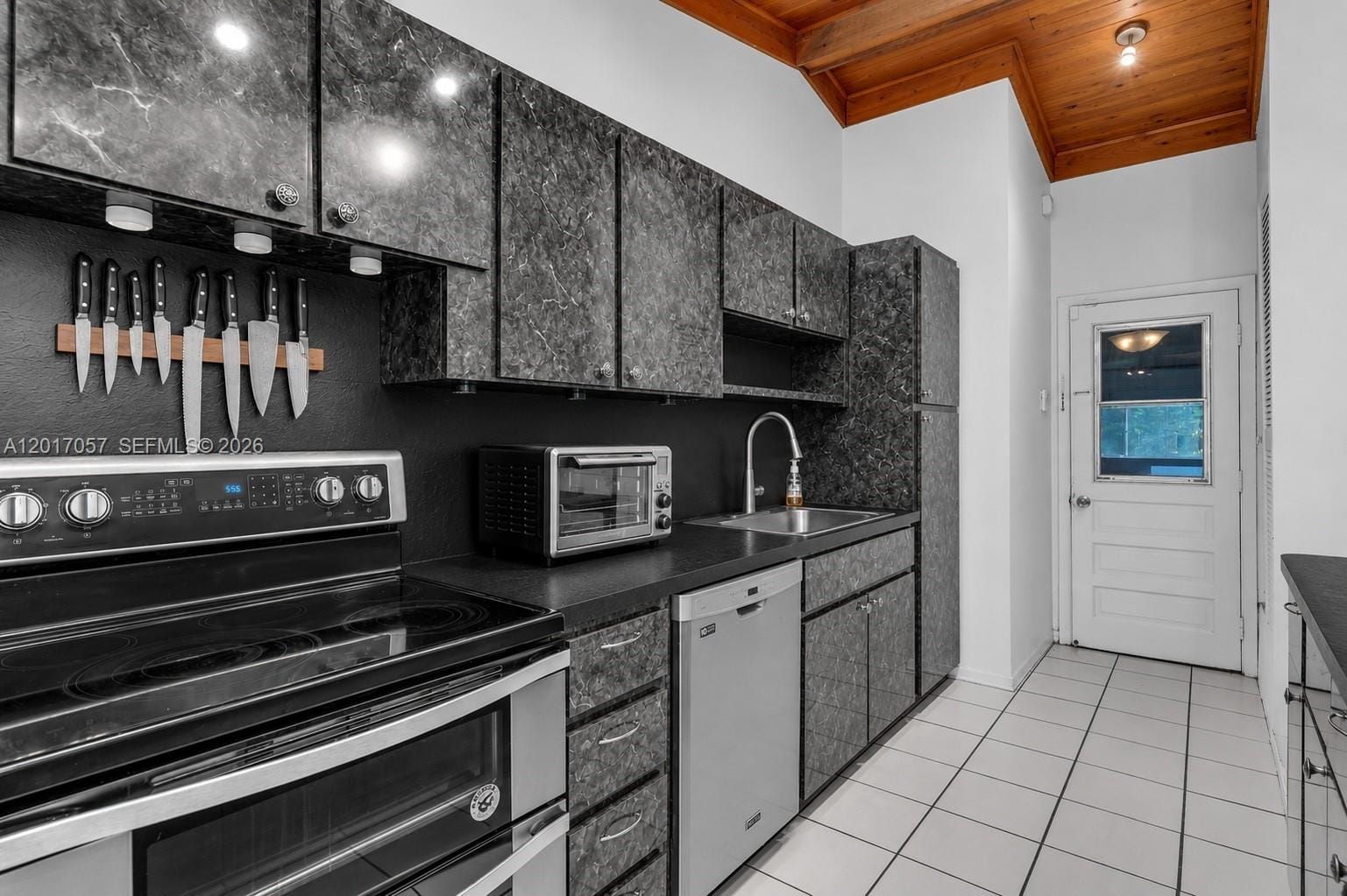 9470 NW 33rd Manor, Sunrise, FL 33351 photo 9