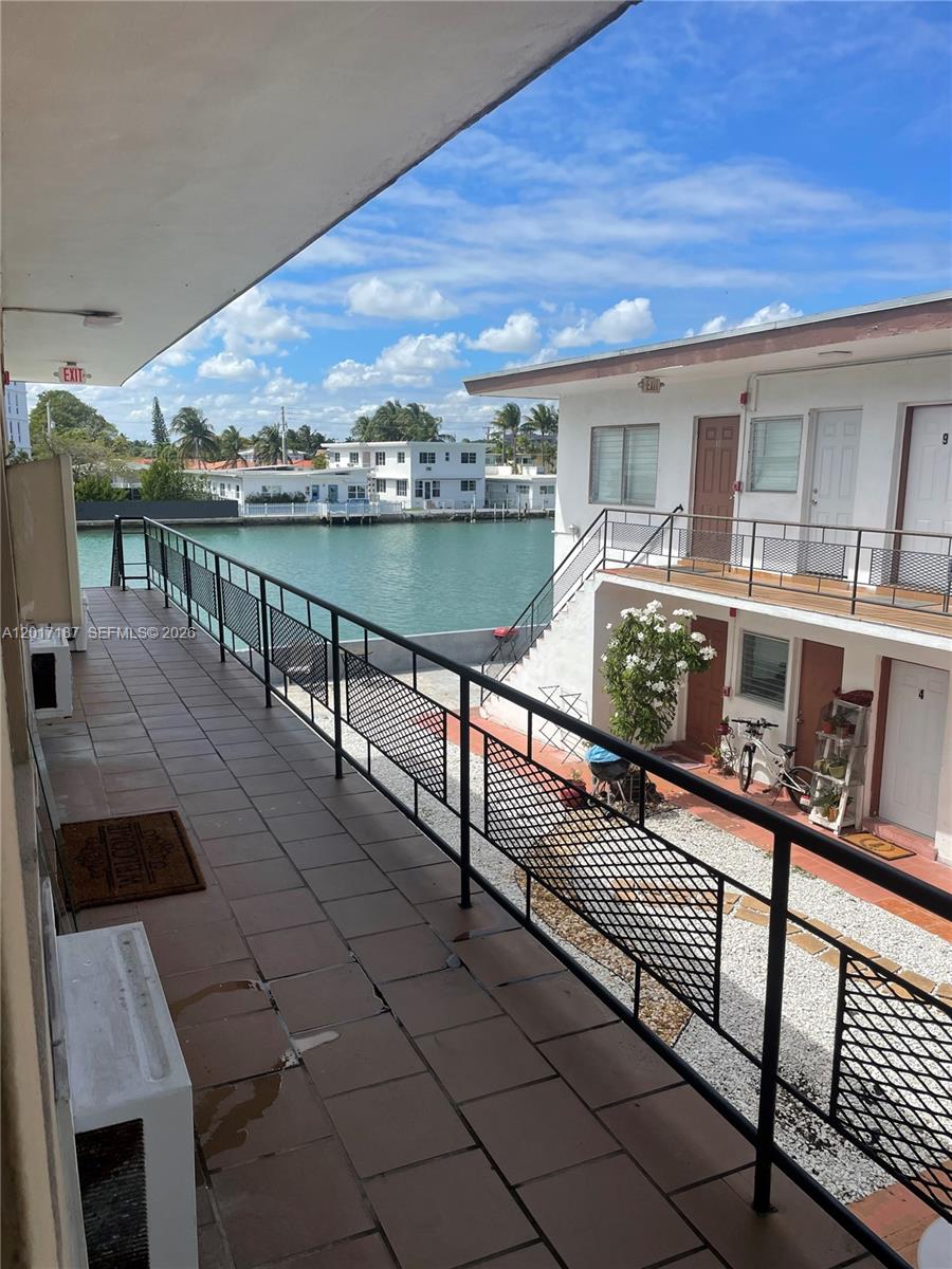 8210 Byron Avenue 21, Miami Beach, FL 33141, Miami Beach