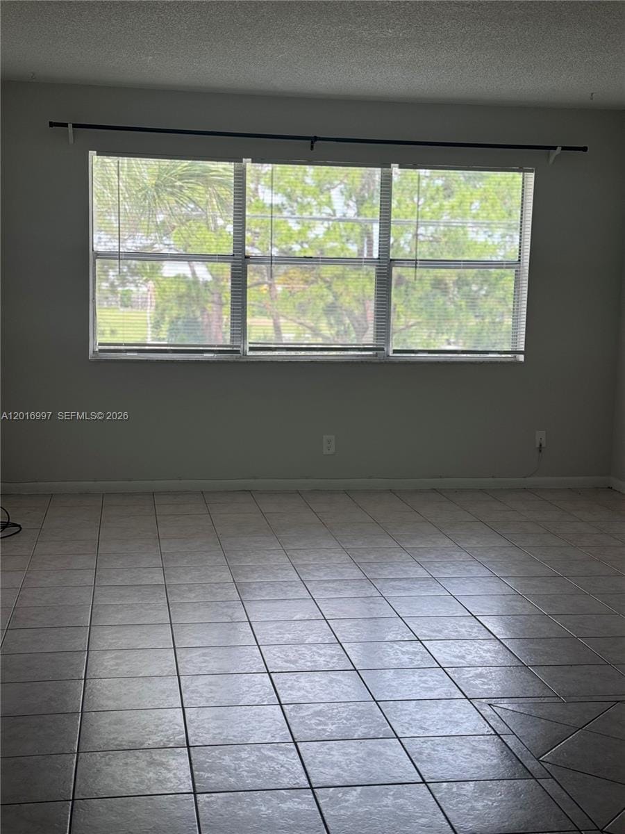 410 SE 2nd Avenue 21 — photo 12
