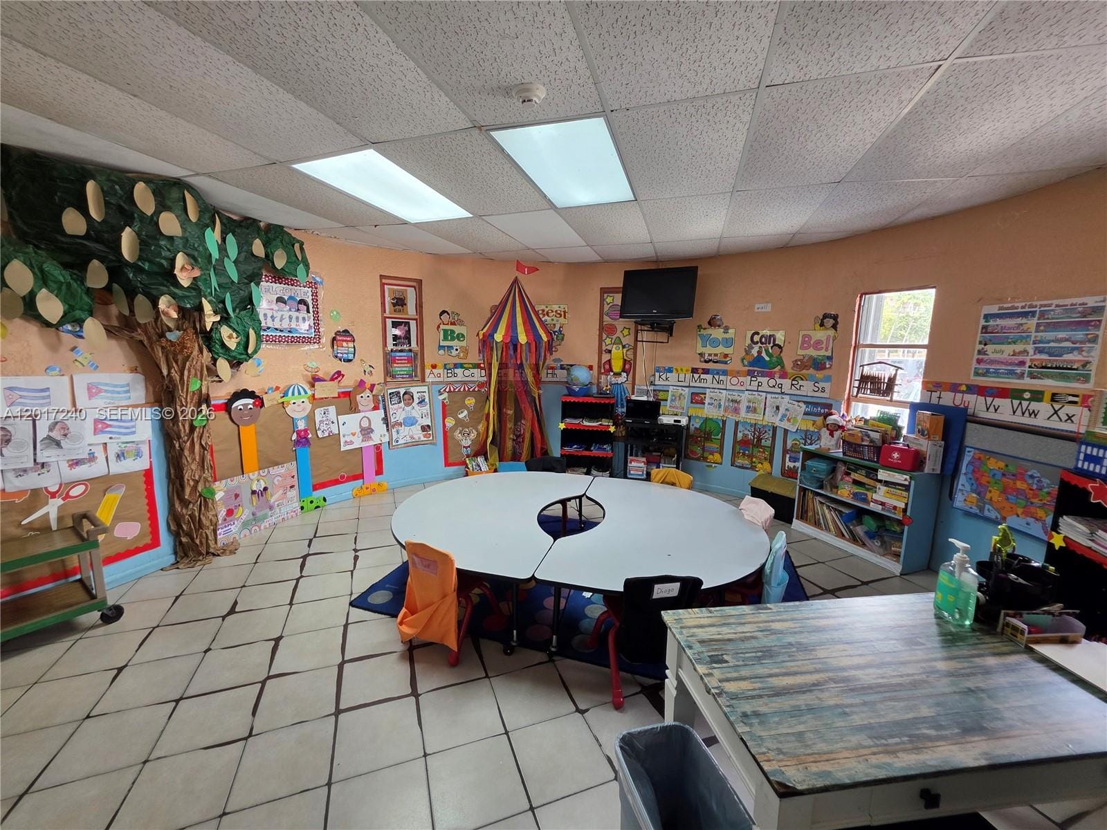 2660 SW 17th Street, Miami, FL 33145 photo 5