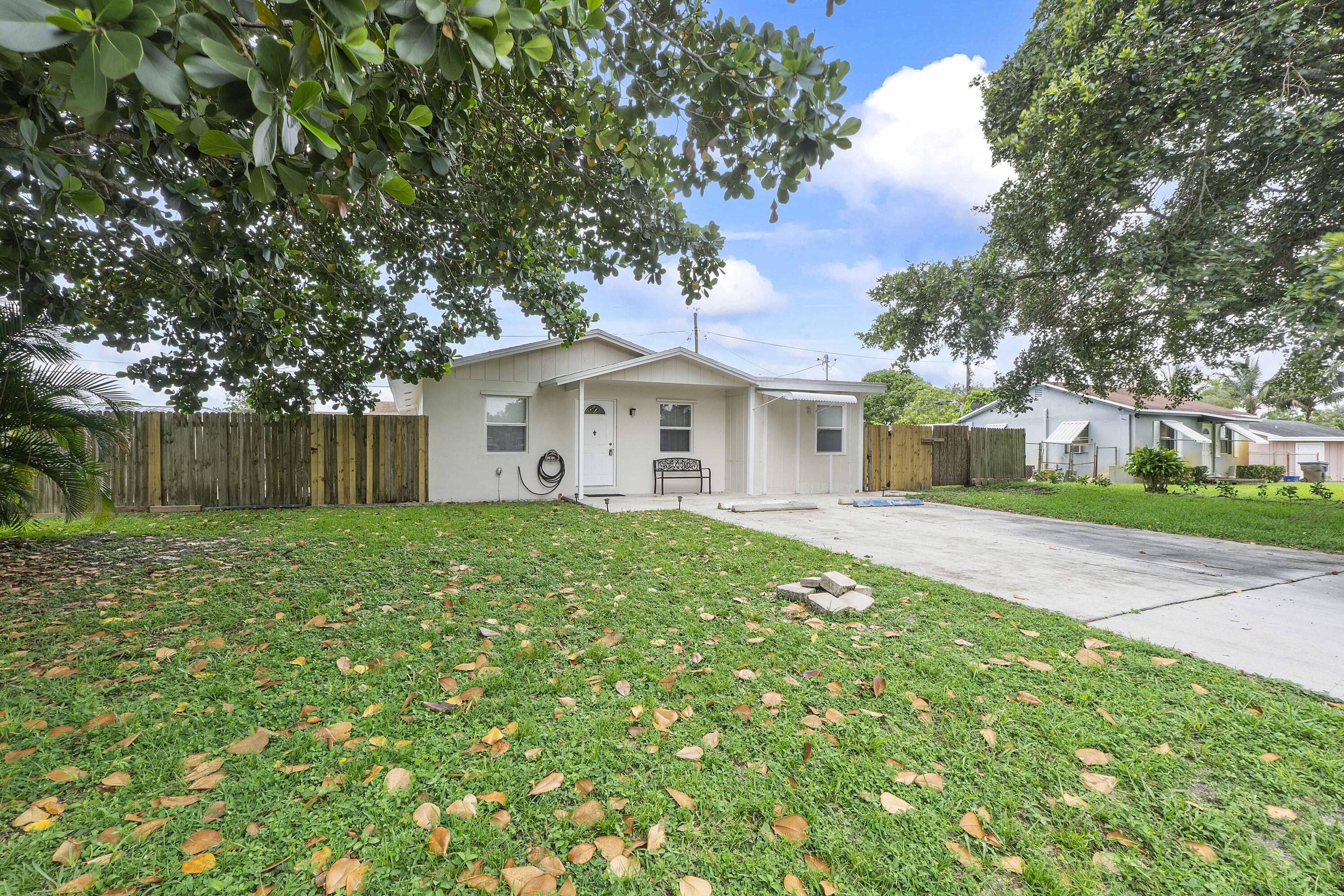 3344 Plaza Place, Lake Worth, FL 33462, Lake Worth