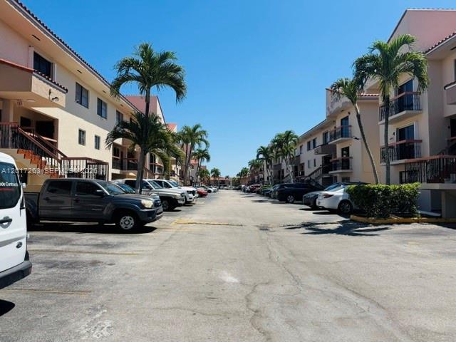 5650 W 26th Court 206, Hialeah, FL 33016