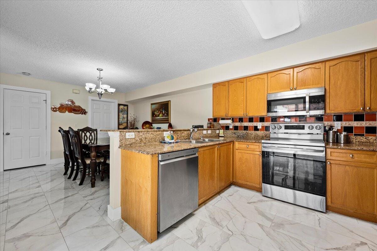 2220 White Pine Circle B, Greenacres, FL 33415 photo 14
