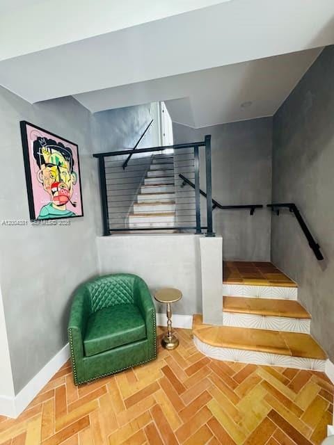 905 SW 13th Court 905 — photo 6