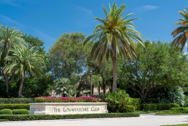 111 Caballo Lane, Jupiter, FL 33458