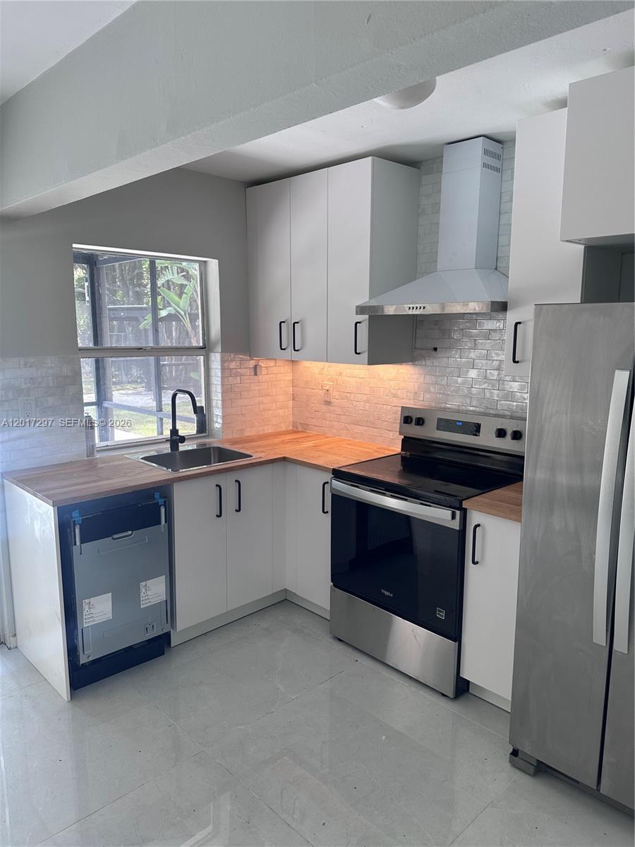 200 SE 19th Street, Fort Lauderdale, FL 33316, Fort Lauderdale