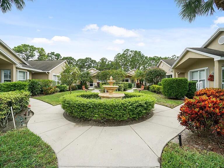 613 NW San Remo Circle, Port St. Lucie, FL 34986, Port St Lucie