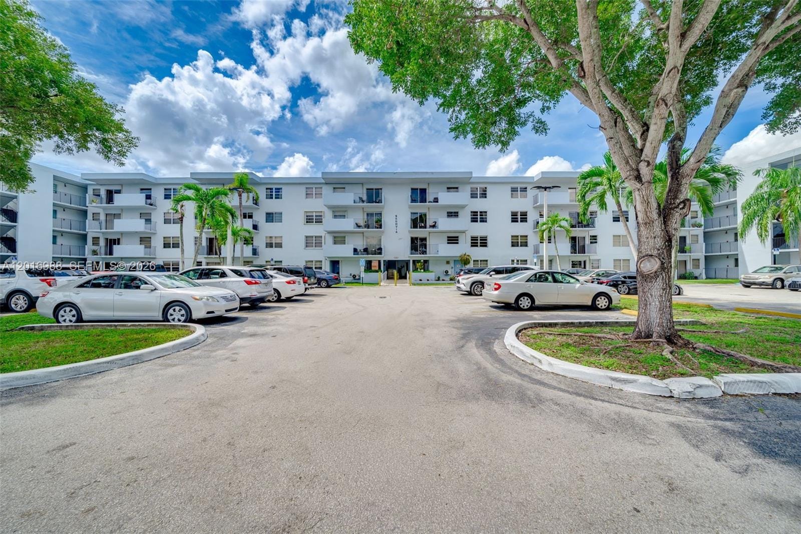 1221 SW 122nd Avenue 215, Miami, FL 33184 photo 8