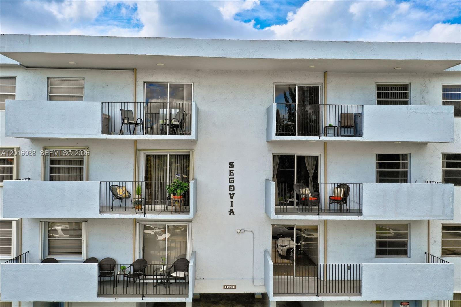 1221 SW 122nd Avenue 215, Miami, FL 33184, Miami
