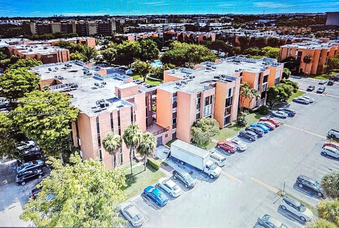 9420 W Flagler Street 103, Miami, FL 33174 photo 30