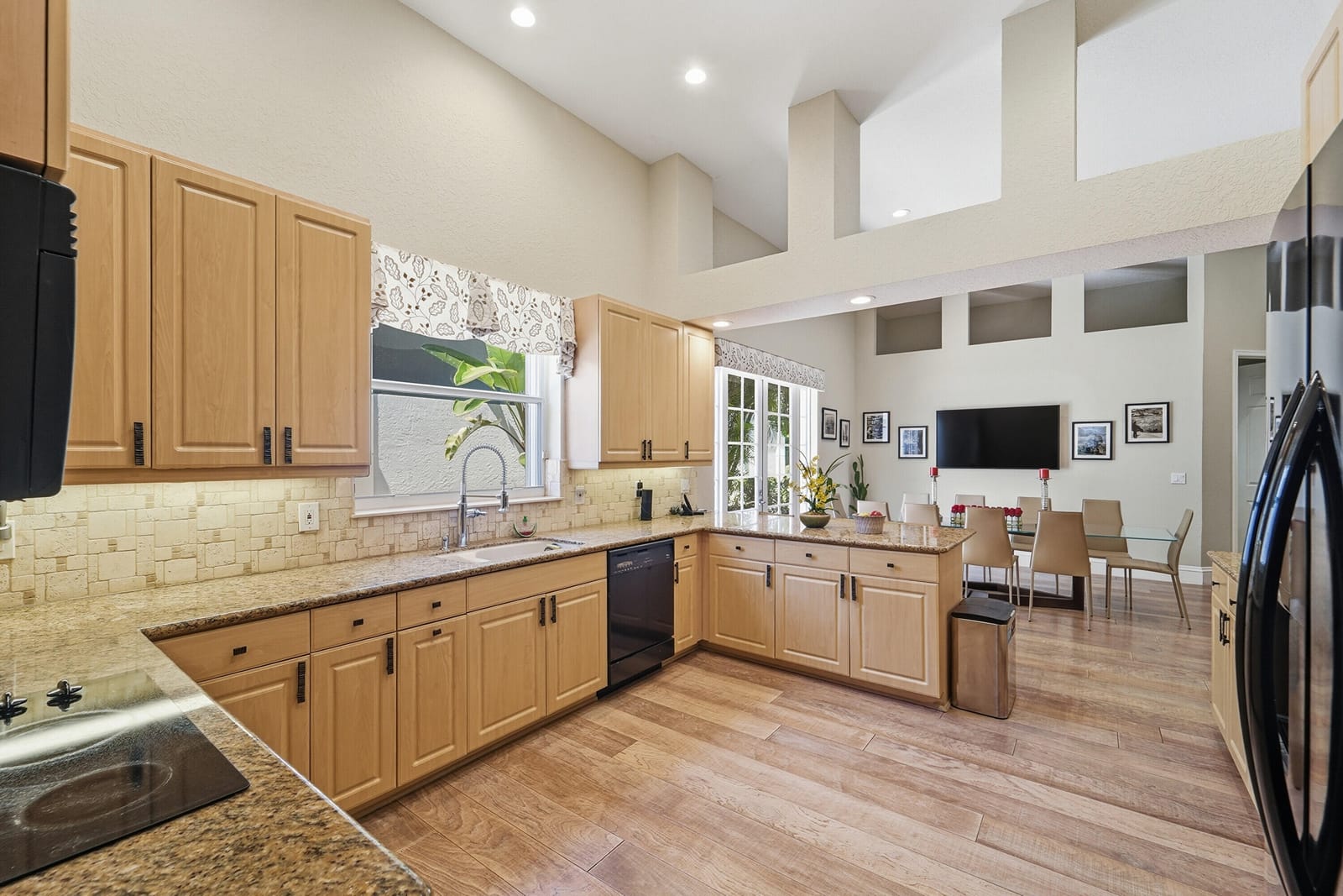 16197 Villa Vizcaya Place, Delray Beach, FL 33446 photo 21