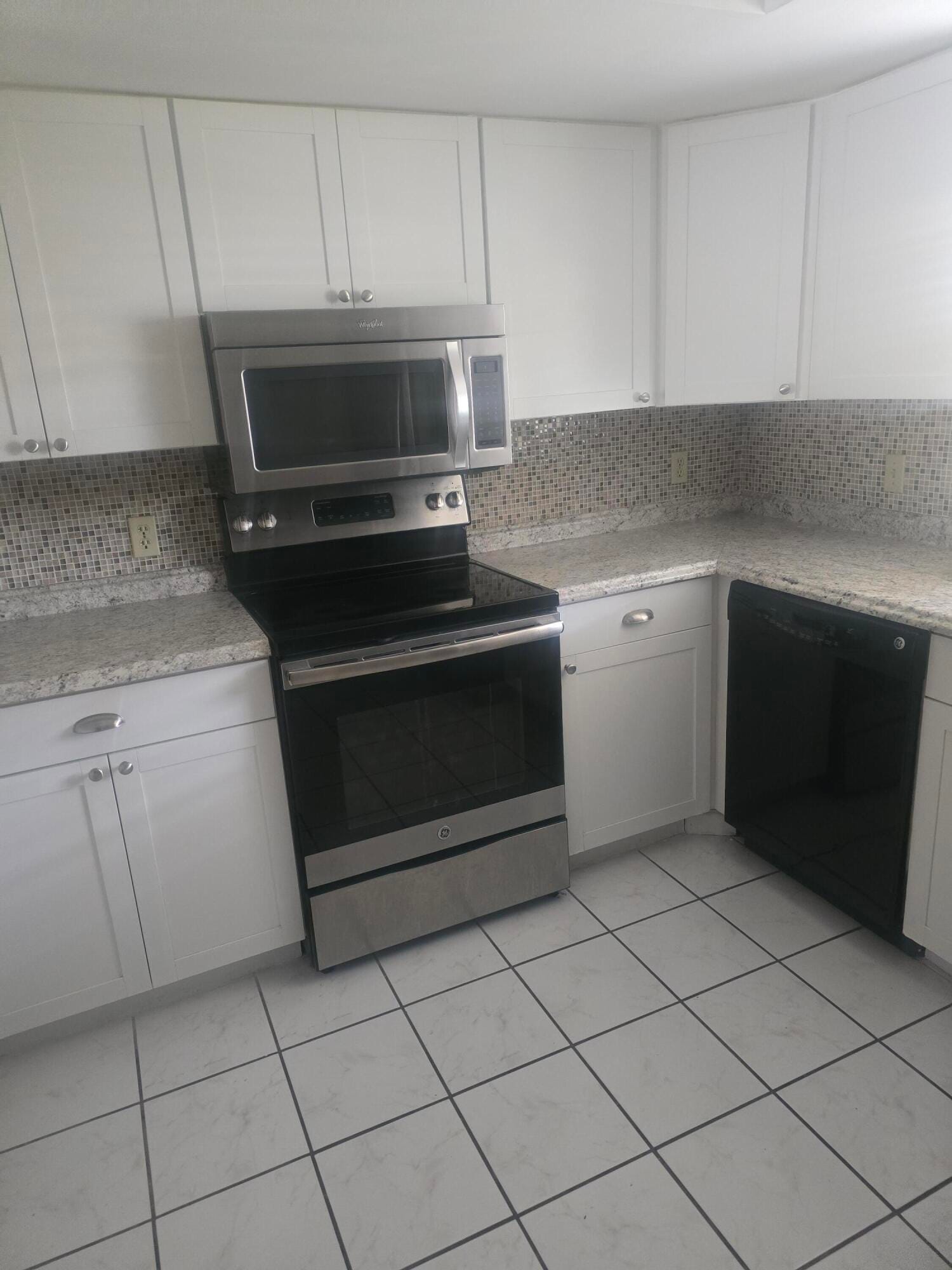 400 18th Street P-5 — photo 11