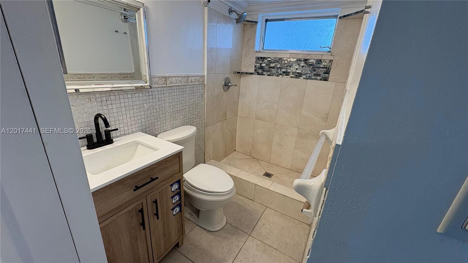 1407 NE 56th Street 316 — photo 10