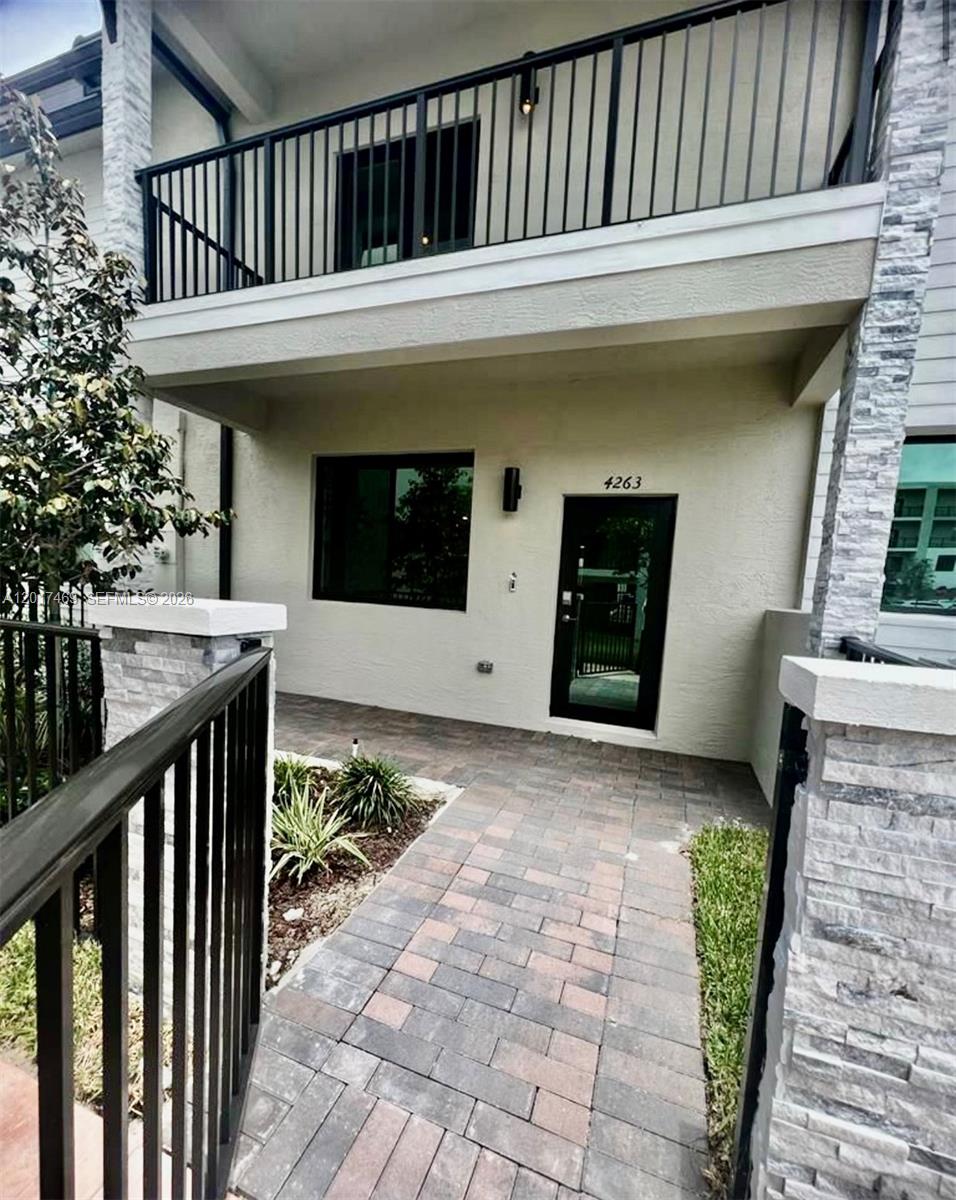 4263 NW 83rd Path 0, Doral, FL 33166, Doral
