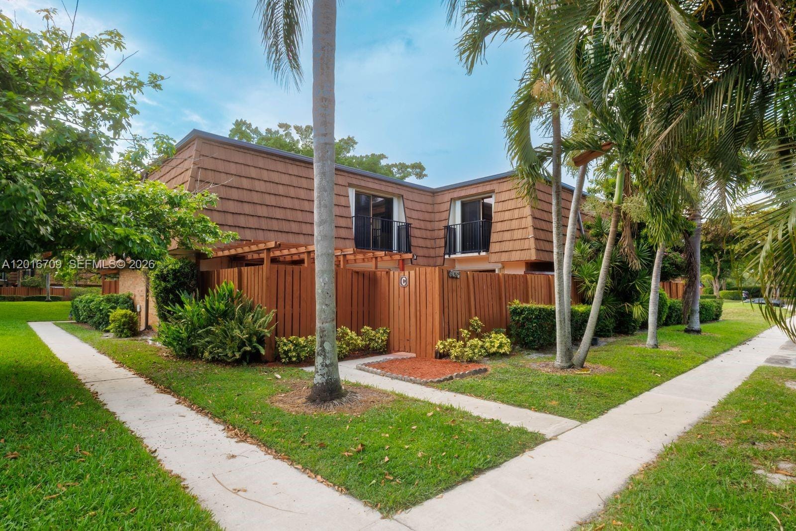 9126 SW 20th Place C, Davie, FL 33324