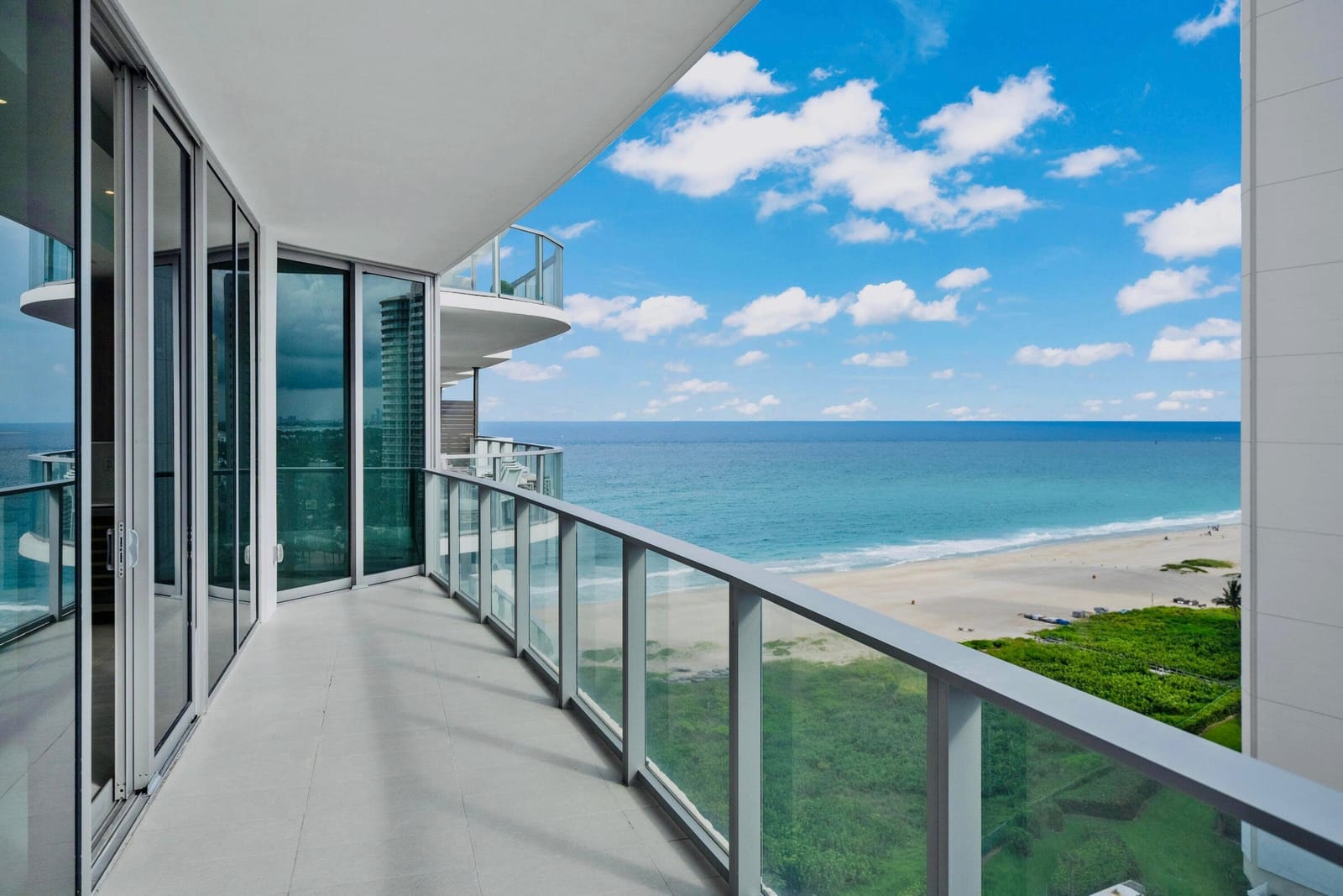 3100 N Ocean Drive H-1608 — photo 5