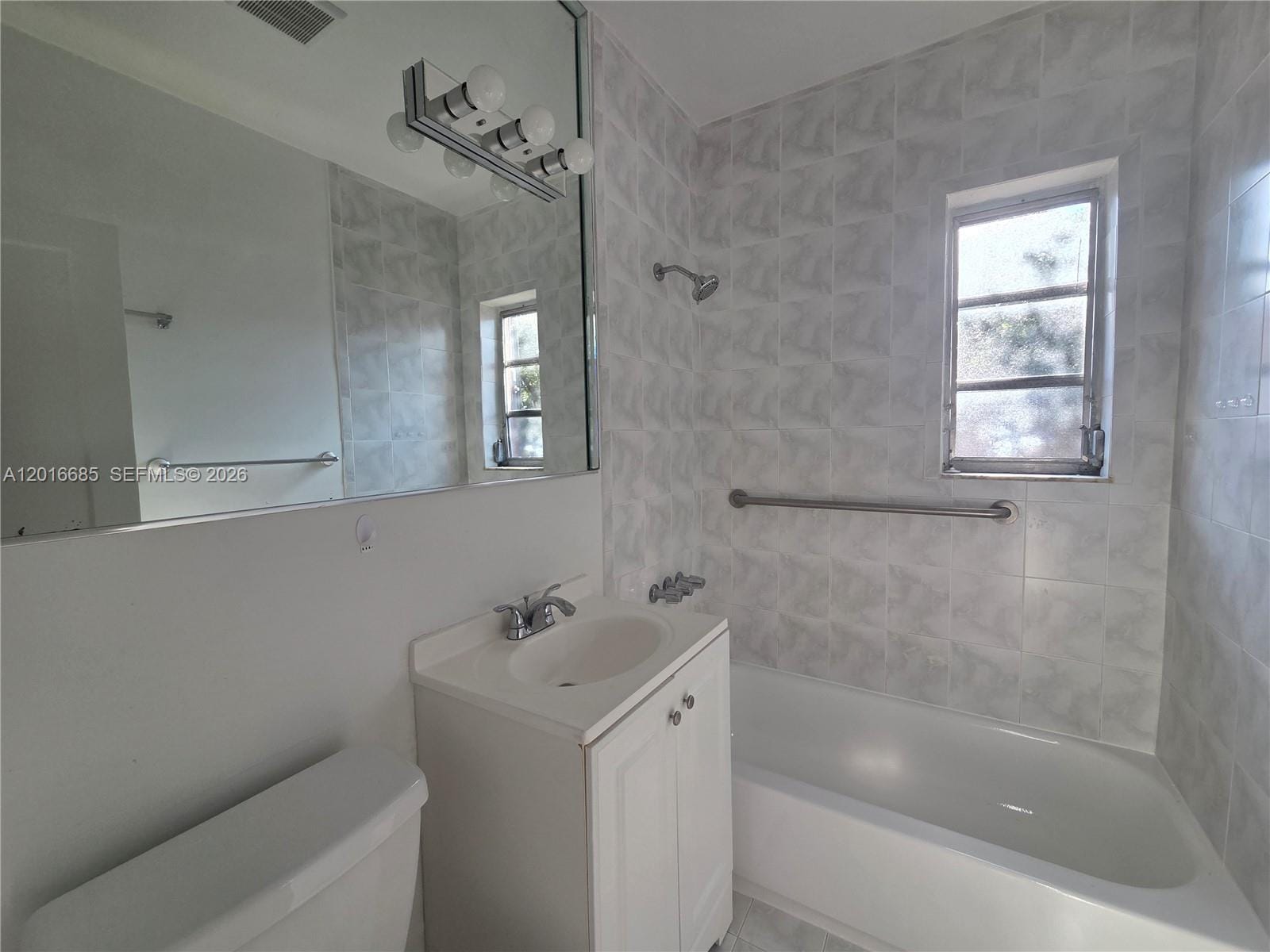 781 SW 11th Street 3 — photo 8