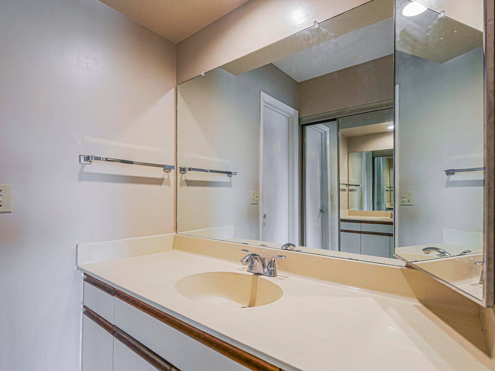 23 Plantation Drive 102, Vero Beach, FL 32966 photo 17