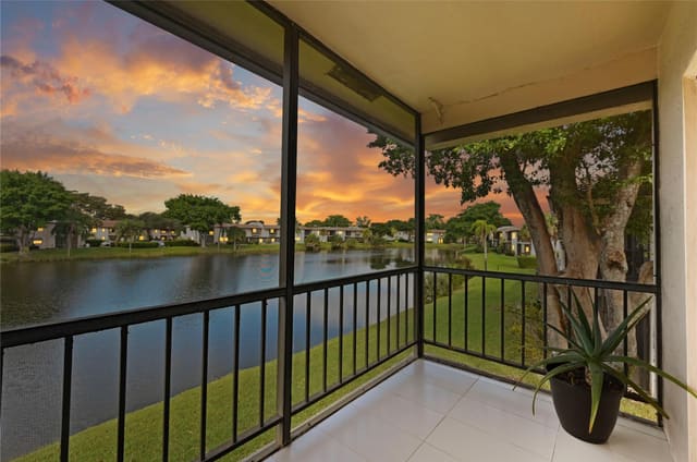 21649 Juego Circle 4 E, Vistas Of Boca Lago, Boca Raton, FL