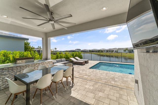 11244 SW Lyra Drive, Port St. Lucie, FL 34987