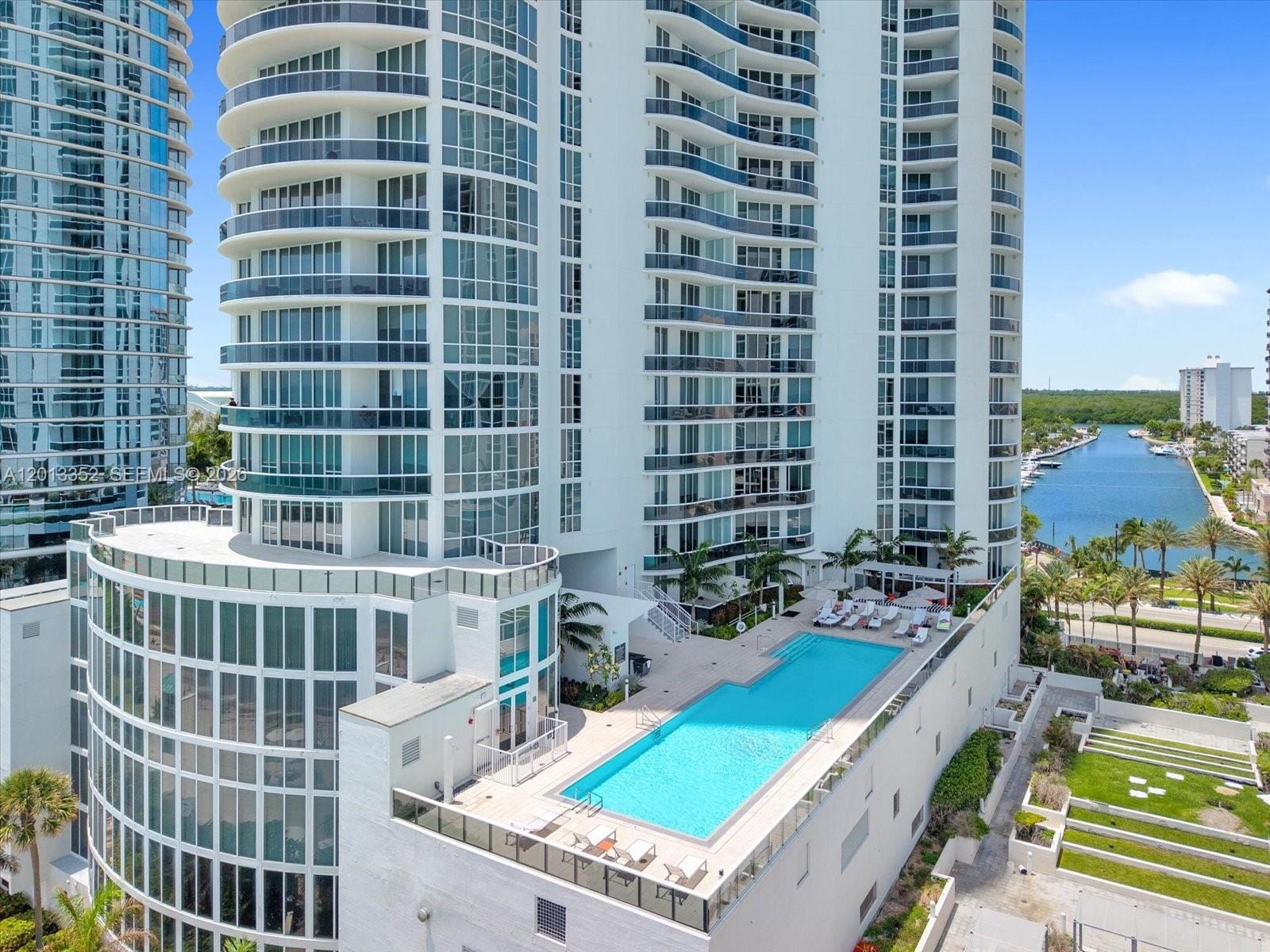 15811 Collins Avenue 3605, Sunny Isles Beach, FL 33160 photo 24
