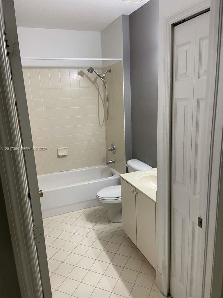 3244 NE 11th Drive, Homestead, FL 33033 photo 8