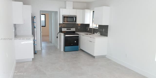 1725 Calais Drive 6, Miami Beach, FL 33141