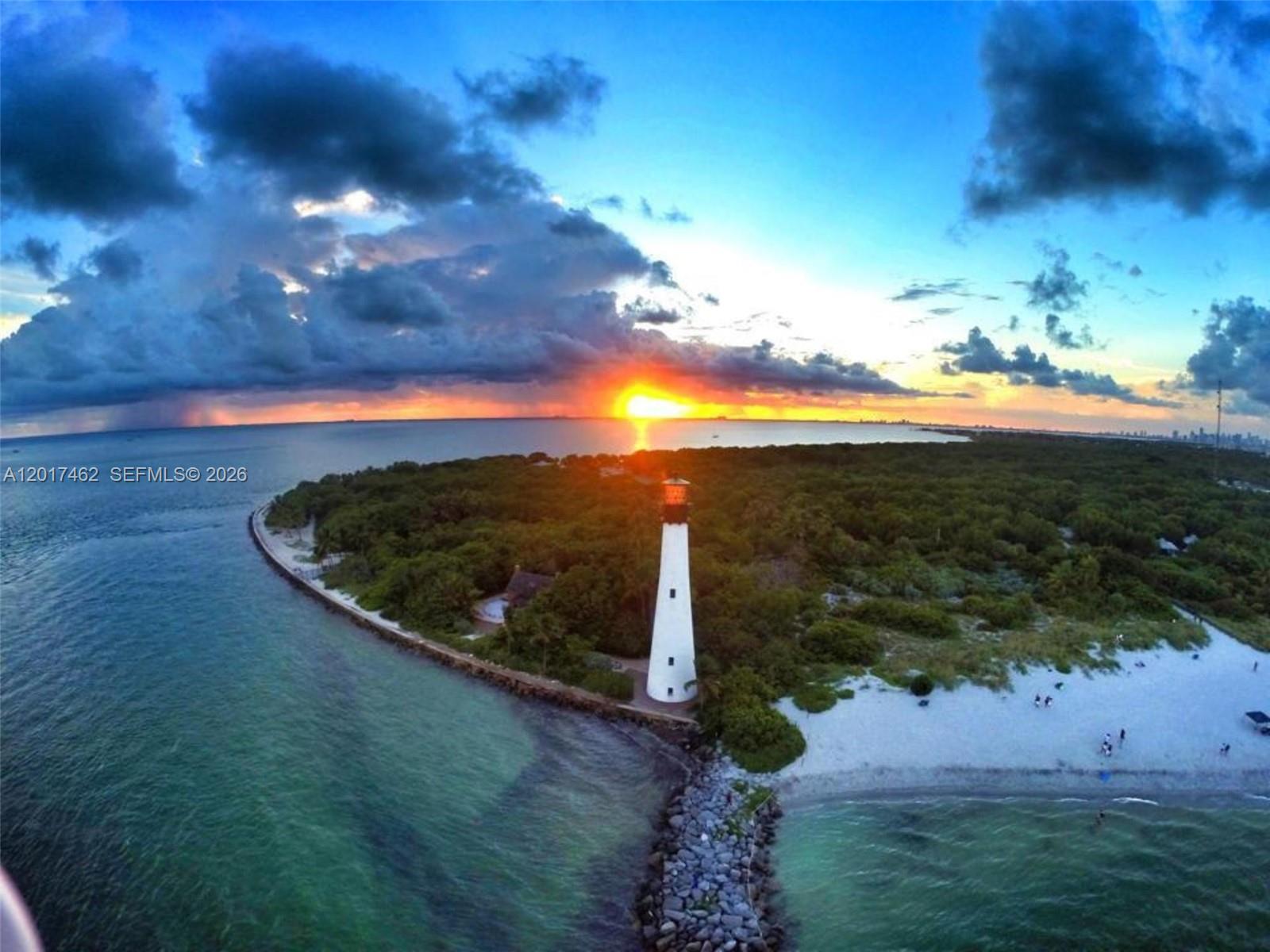 325 Fernwood Road 10, Key Biscayne, FL 33149, Key Biscayne