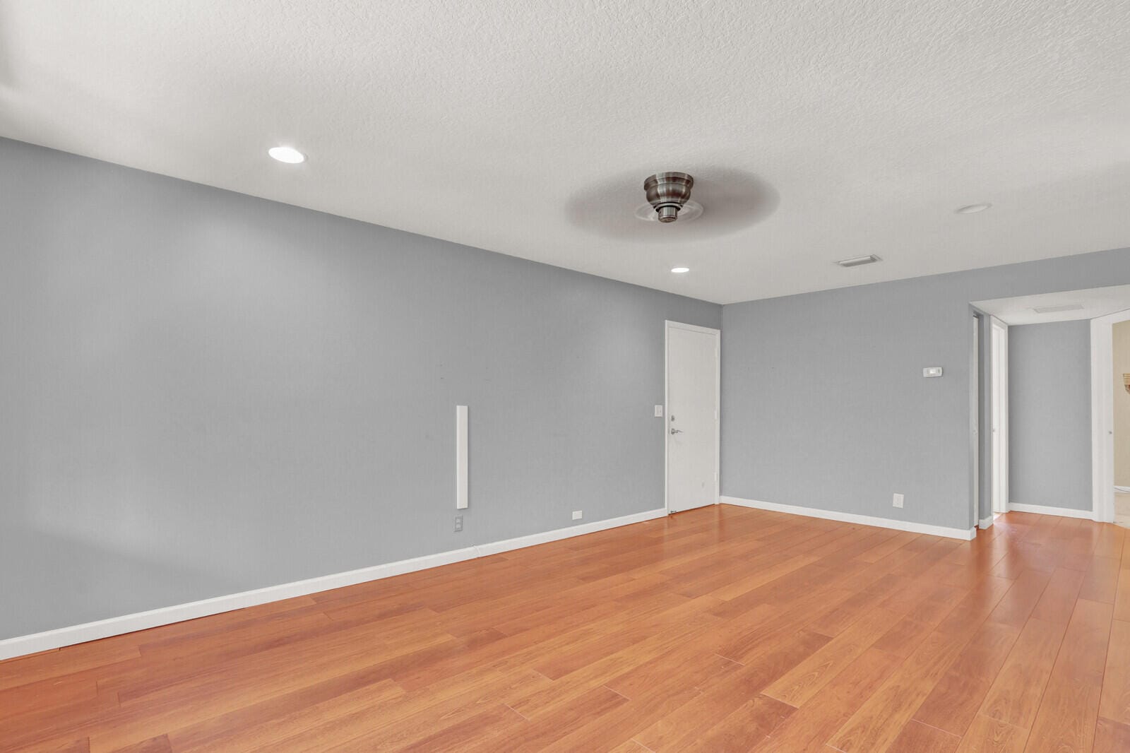 312 Southwind Drive 207 — photo 4