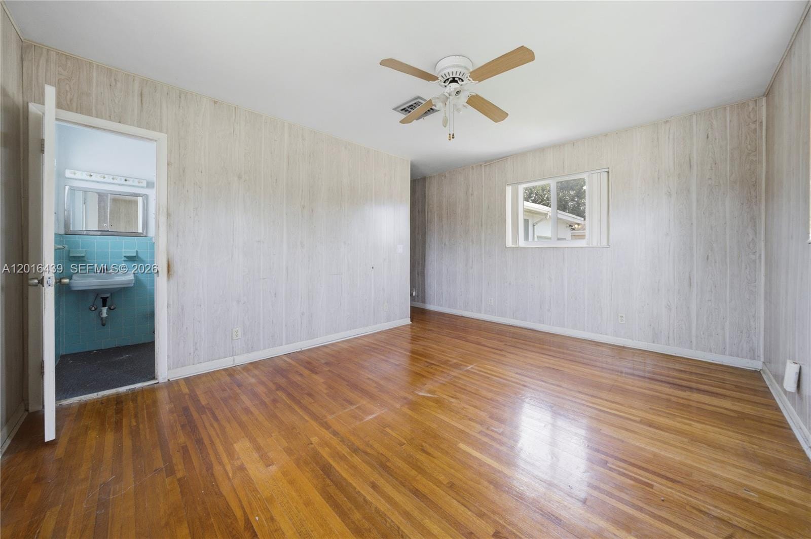 2300 N 57th Terrace, Hollywood, FL 33021 photo 16