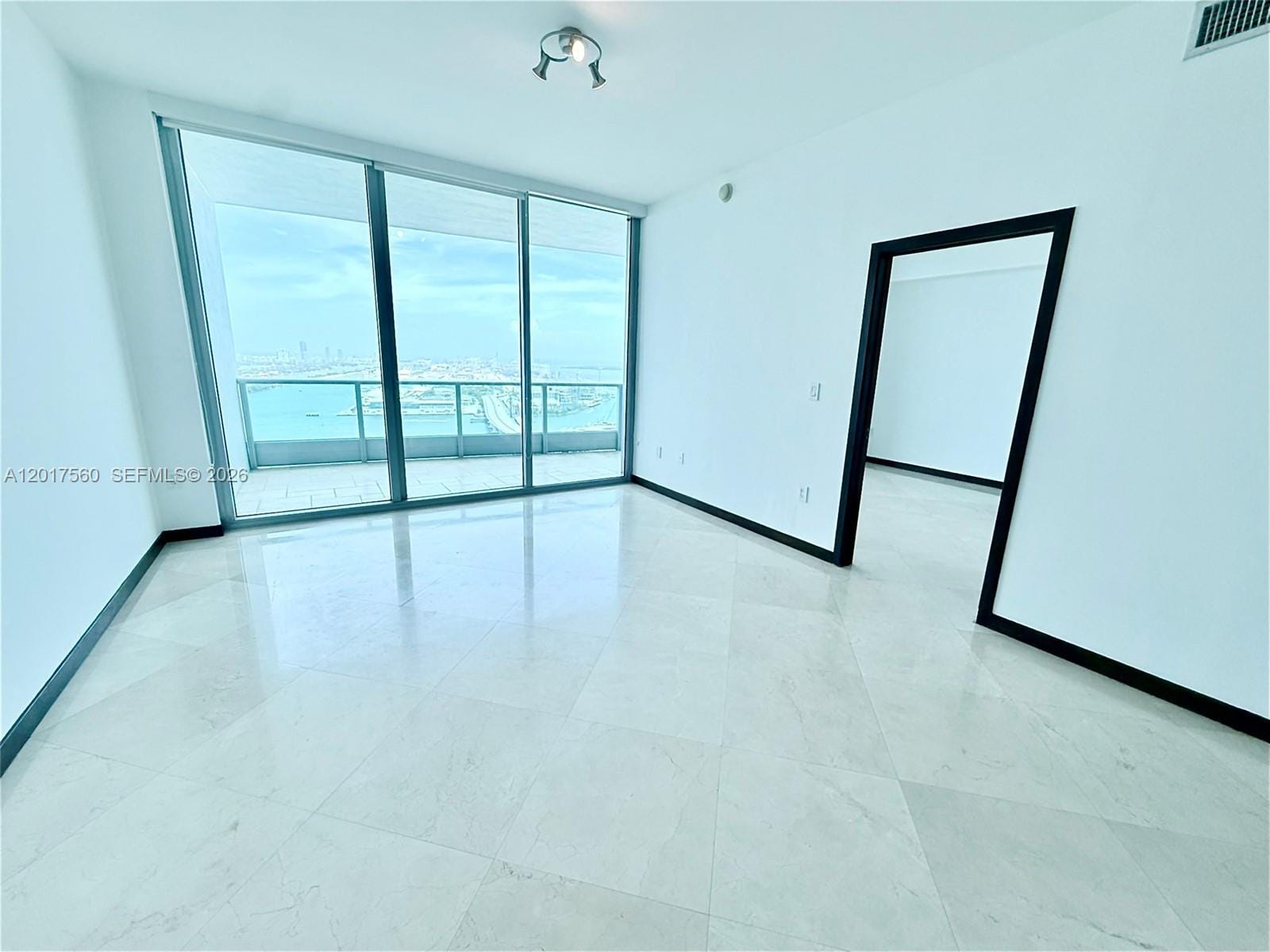 900 Biscayne Boulevard 3803, Miami, FL 33132 photo 14