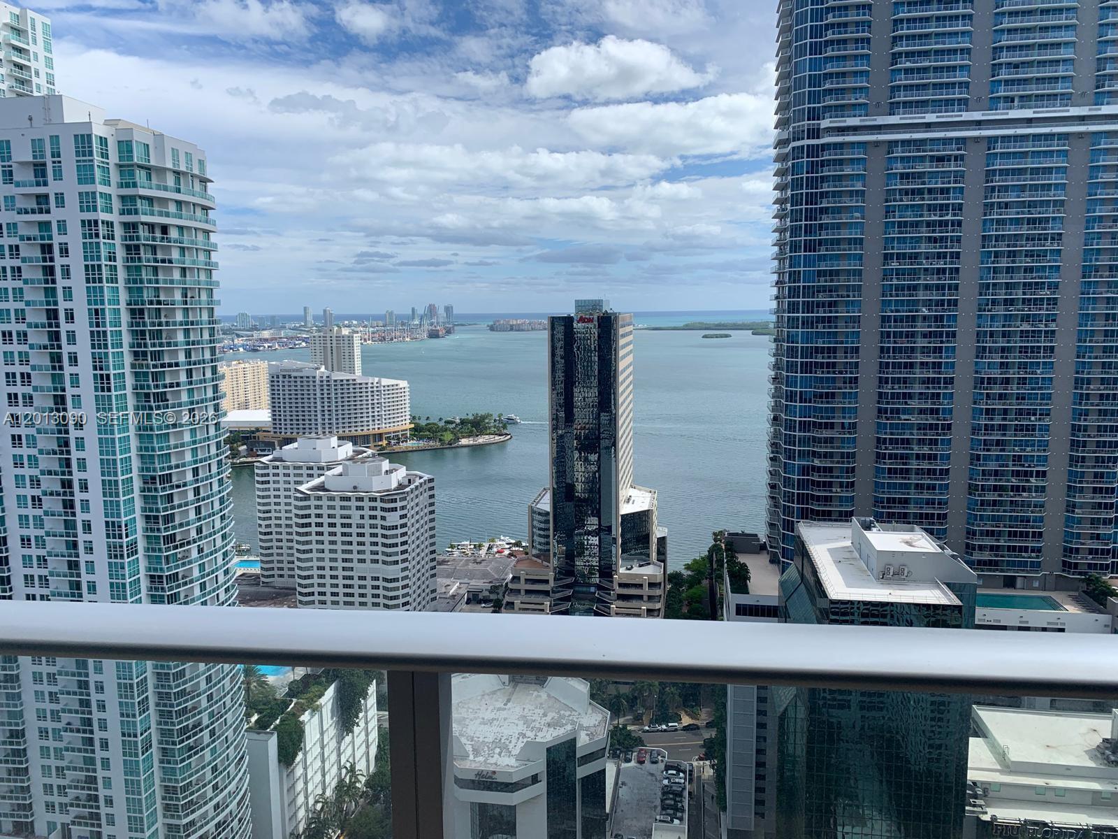 1010 Brickell Avenue 3704, Miami, FL 33131, Miami