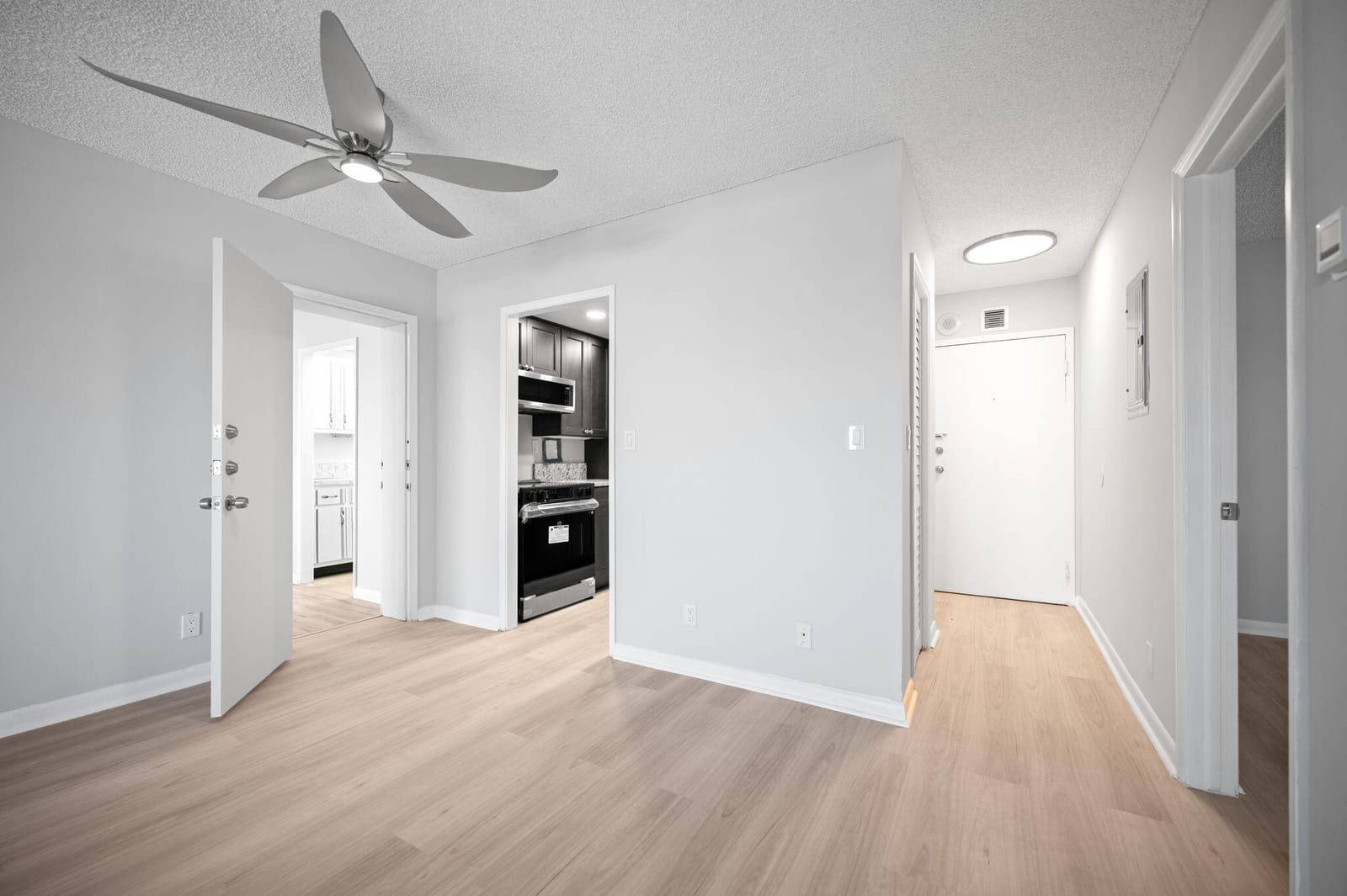 900 NE 18th Avenue 1407, Fort Lauderdale, FL 33304 photo 3