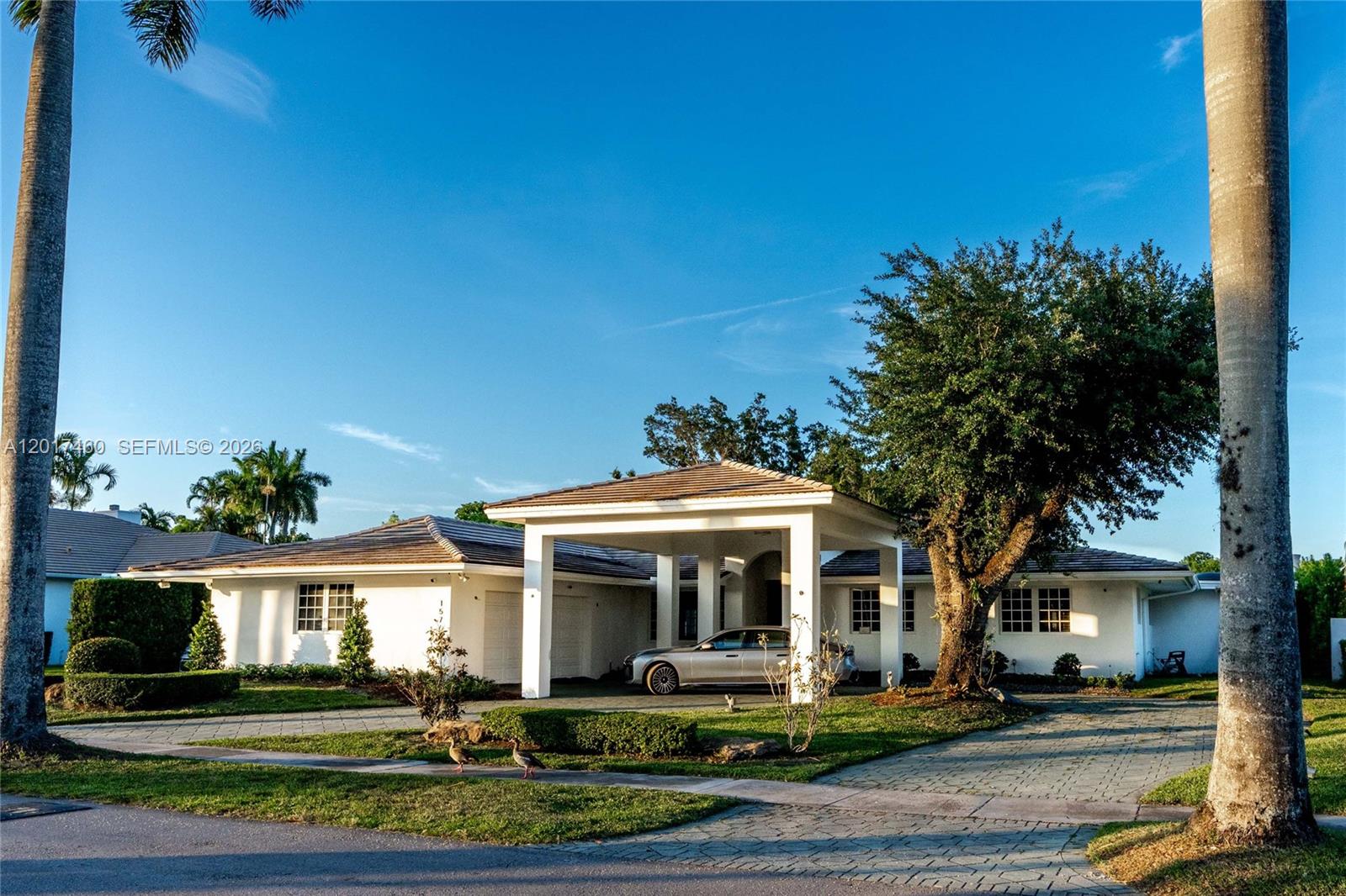 15761 Turnberry Drive, Miami Lakes, FL 33014, Miami Lakes