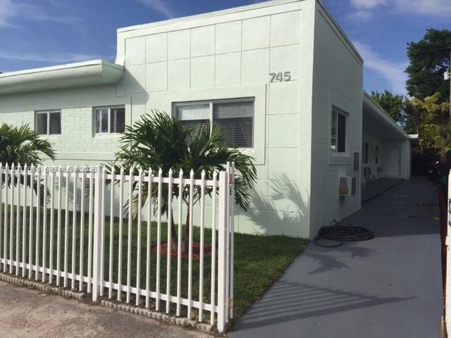 745 81st Street 3, Miami Beach, FL 33141, Miami Beach