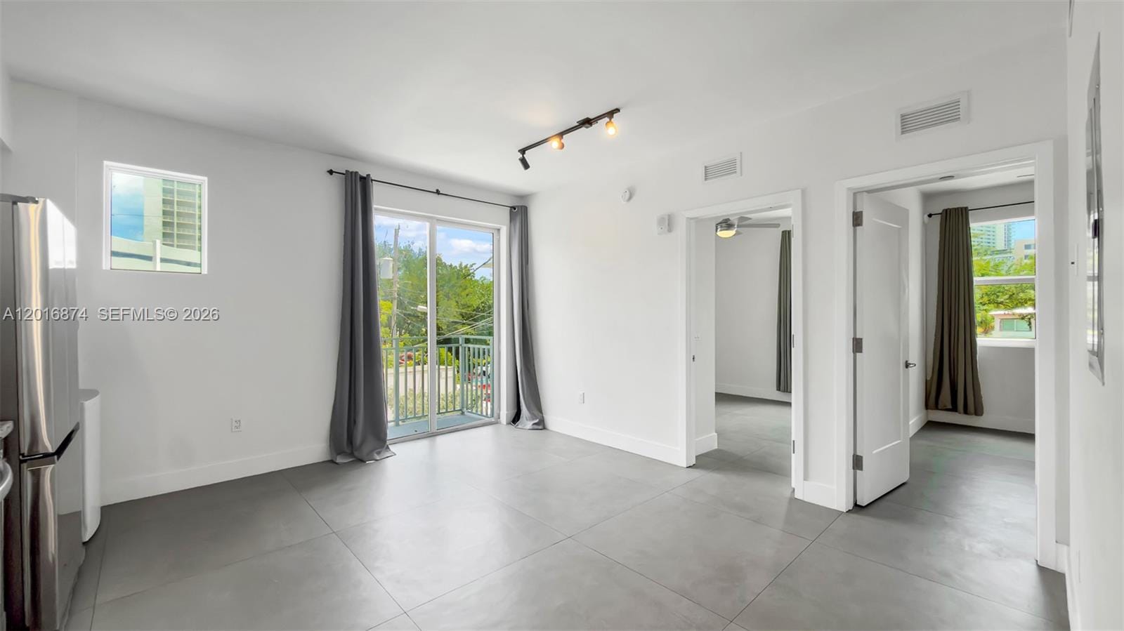 1536 NW 15th Avenue 206 — photo 9