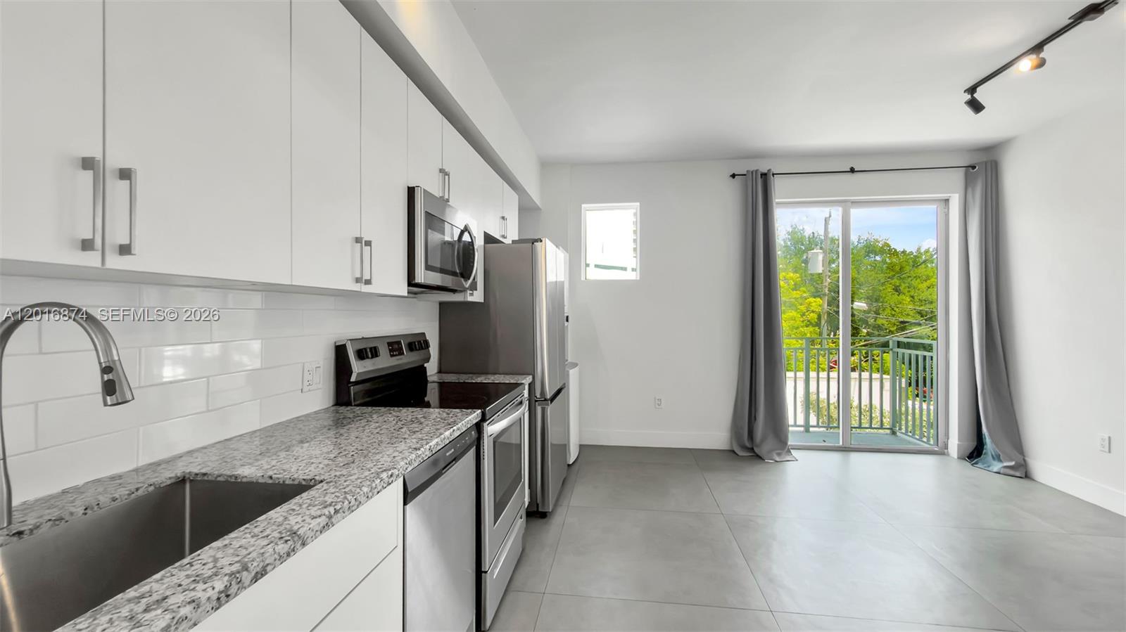 1536 NW 15th Avenue 206, Miami, FL 33125, Miami