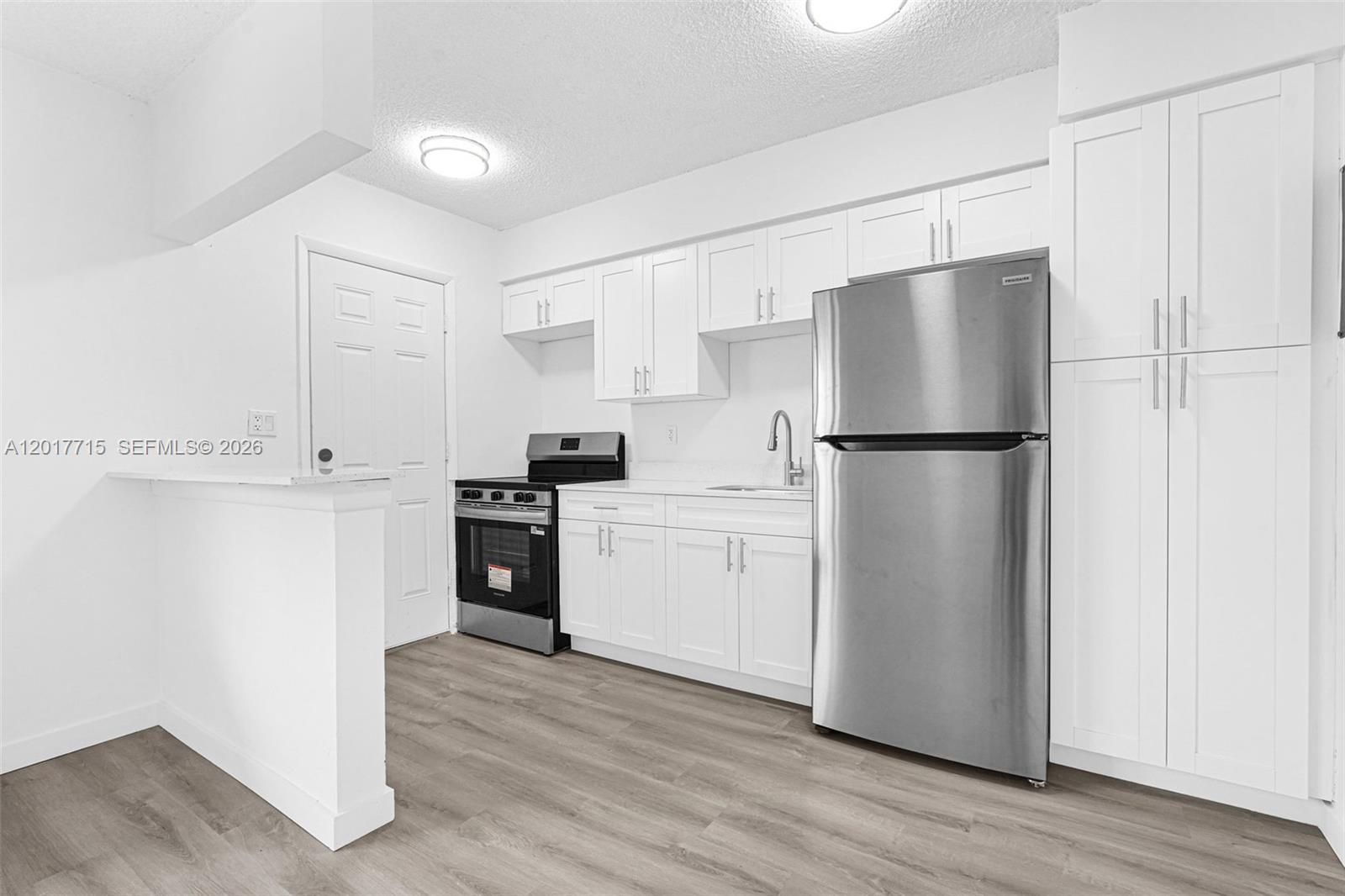 13210 Memorial Hwy 214 214, North Miami, FL 33161, North Miami